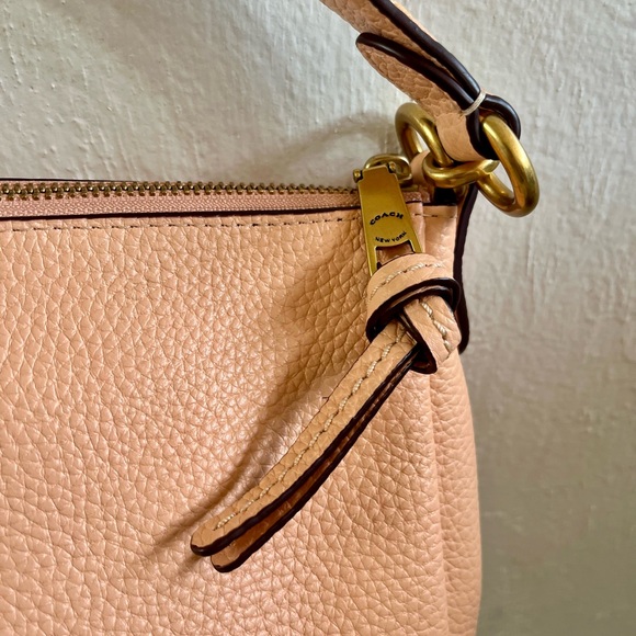 COACH Shay Crossbody Blush NWOT - Picture 4 of 15
